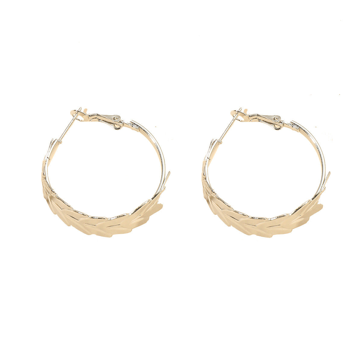 Wholesale Creative Exaggerated Metal Geometric Round Feather Hoop Earrings